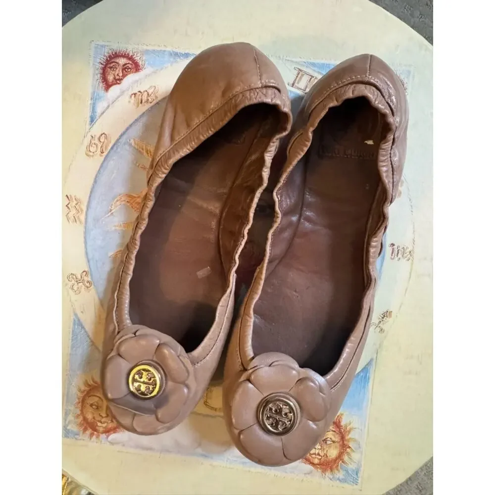 Tory Burch Chestnut Leather Camellia Ballet Flats with Logo Medallion
